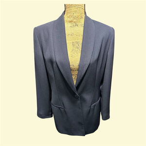 296 - Navy Blue Lined Blazer Vintage